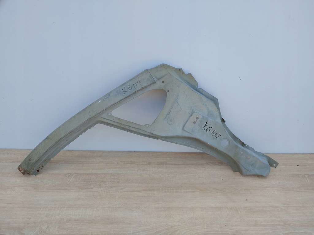 фото №1, Toyota auris 2006-2012 rok правий блок двигуна перед обшивка чверть kgw7