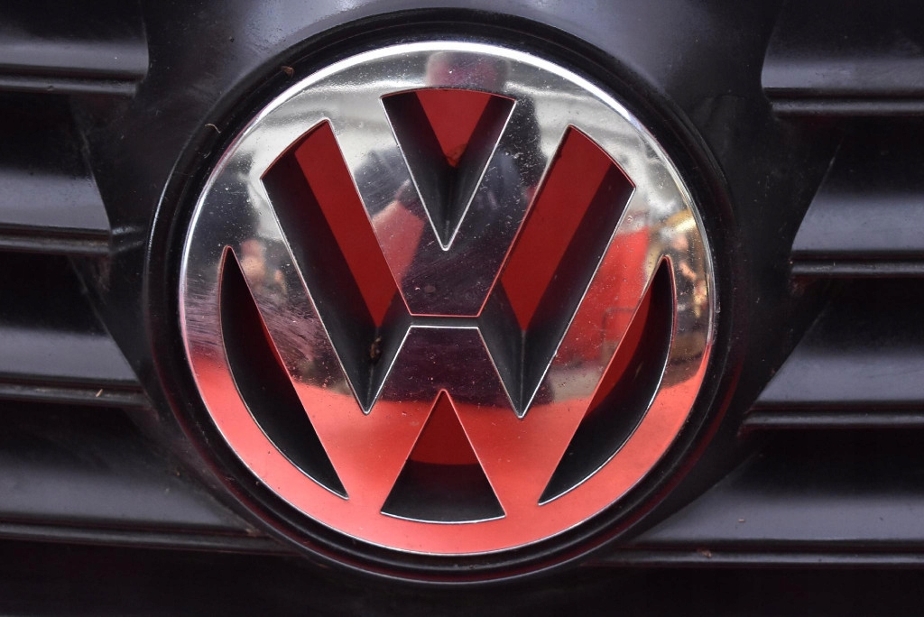 фото №7, Решітка радіатора решітка радіатора czarna хром 3c0853651 vw passat b6 sedan 05-10