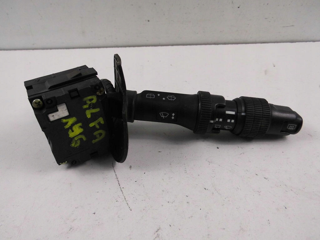 фото №1, Alfa romeo 146 перемикач двірник