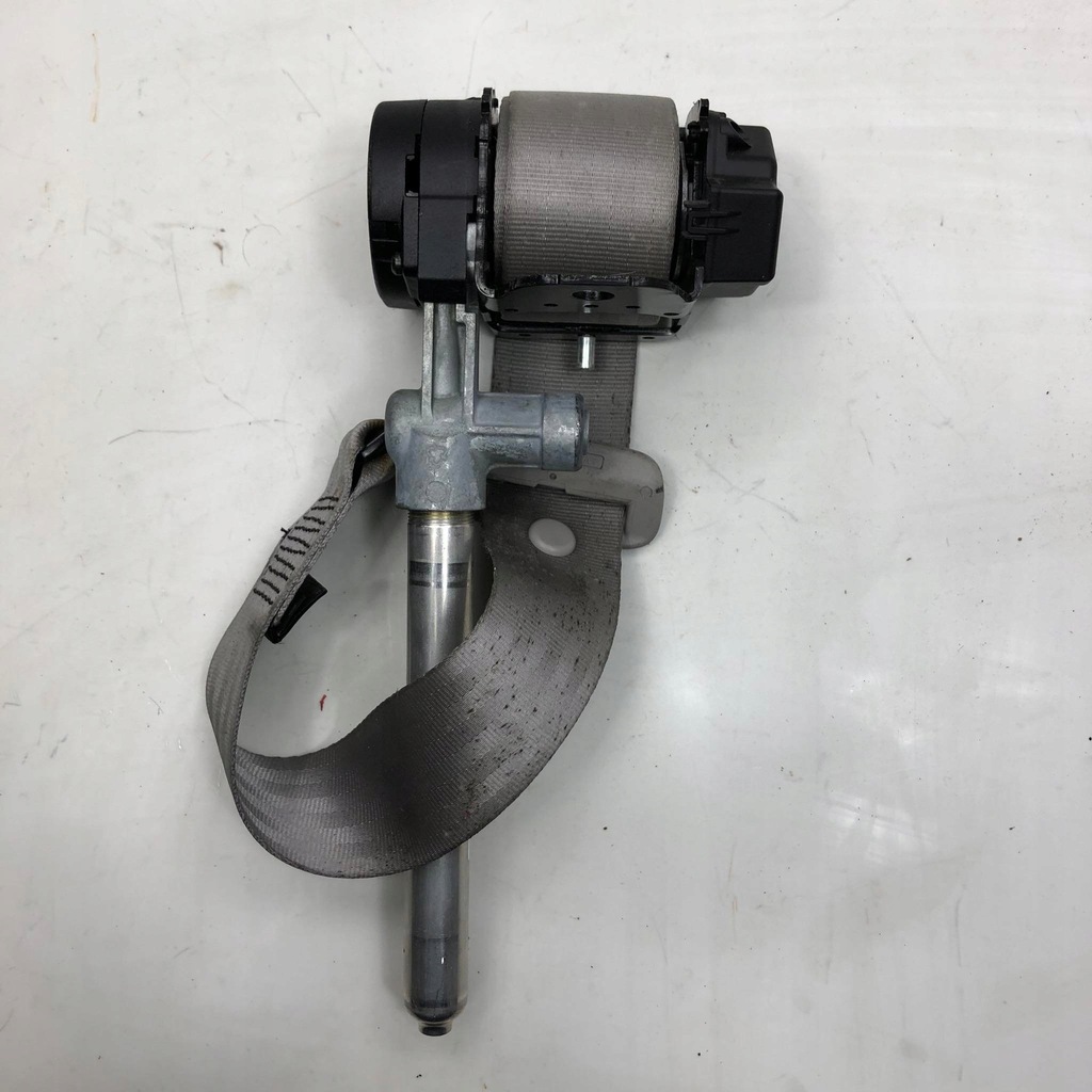 фото №4, Pas безопасности натяжитель левый задняя c70 ii