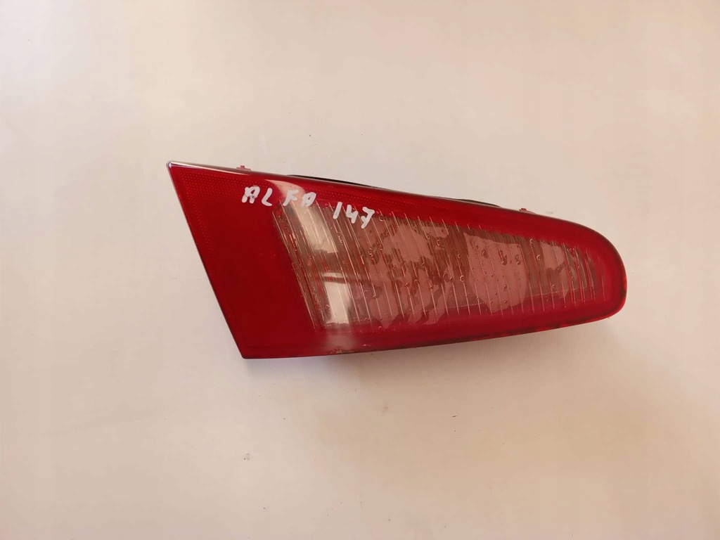 фото №3, Лампа левая задняя w крышка alfa romeo 147