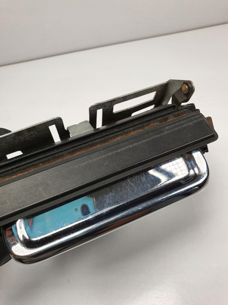 Ручка крышки задний  mercedes w140 1408002675 с Разборки