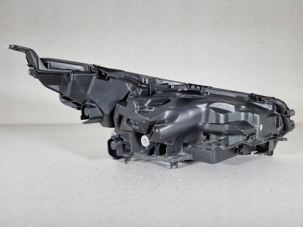 Lexus nx nx300 рестайлинг  full led фара левая правый  европа в Украине