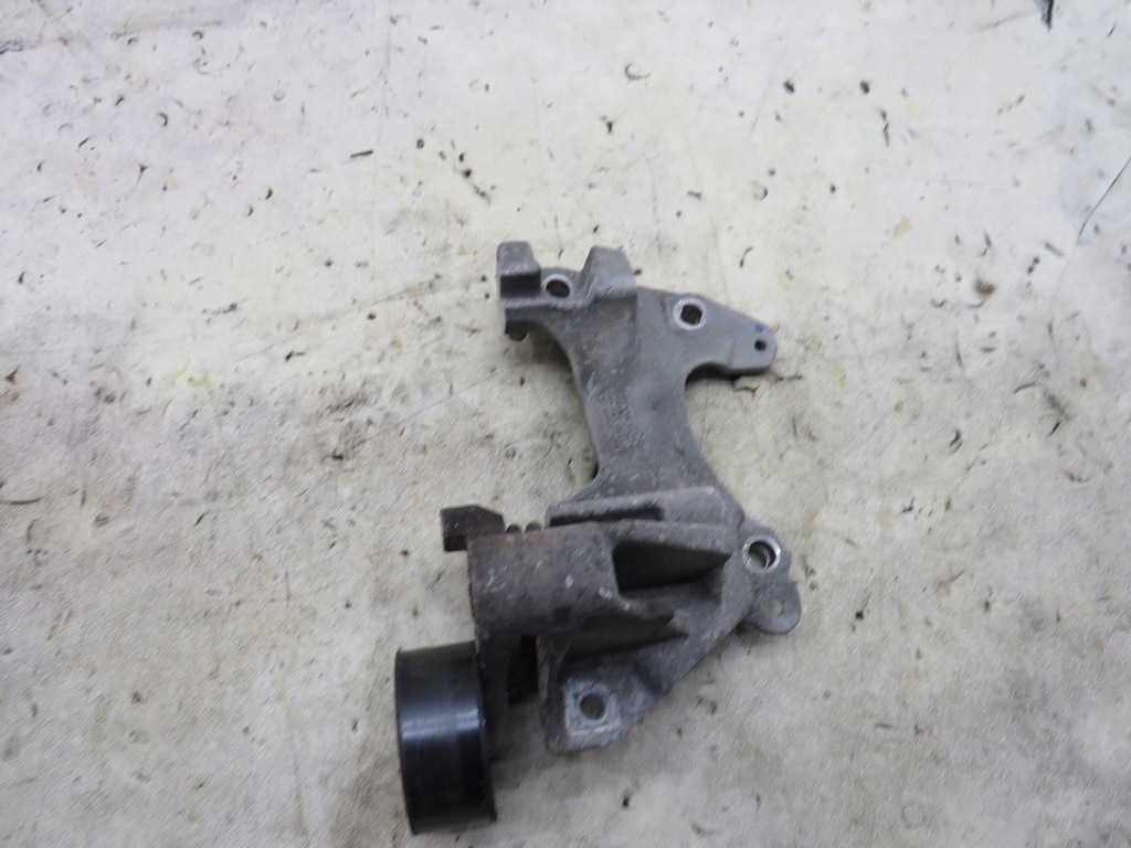 фото №1, Кронштейн кронштейн генератора clio iv 0.9 tce