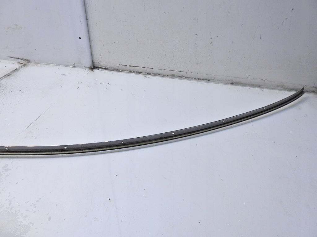 фото №8, Молдинг кузовная правая audi a6 c6 avant