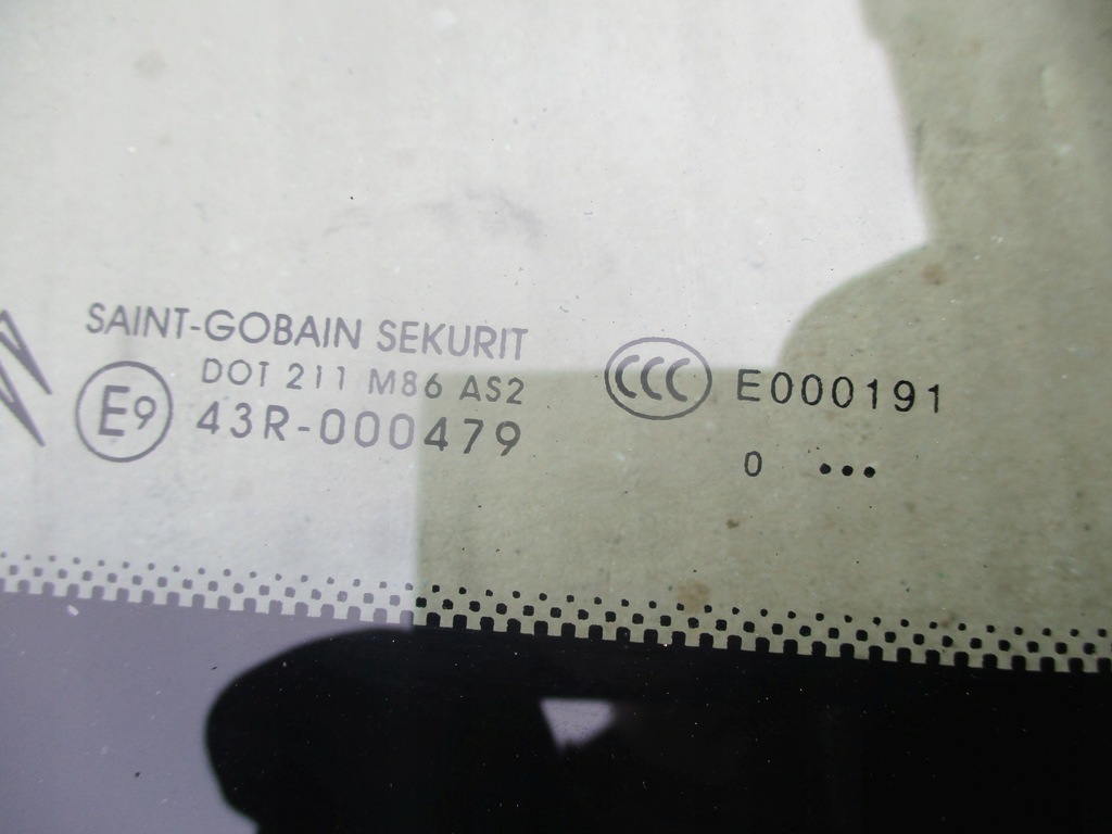 фото №4, Стекло кузовная правый задняя citroen c5 iii sedan