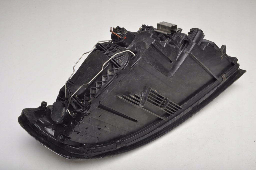 фото №8, Volvo s40 ii v50 лампа левая передняя левый перед 31265700 lift eu