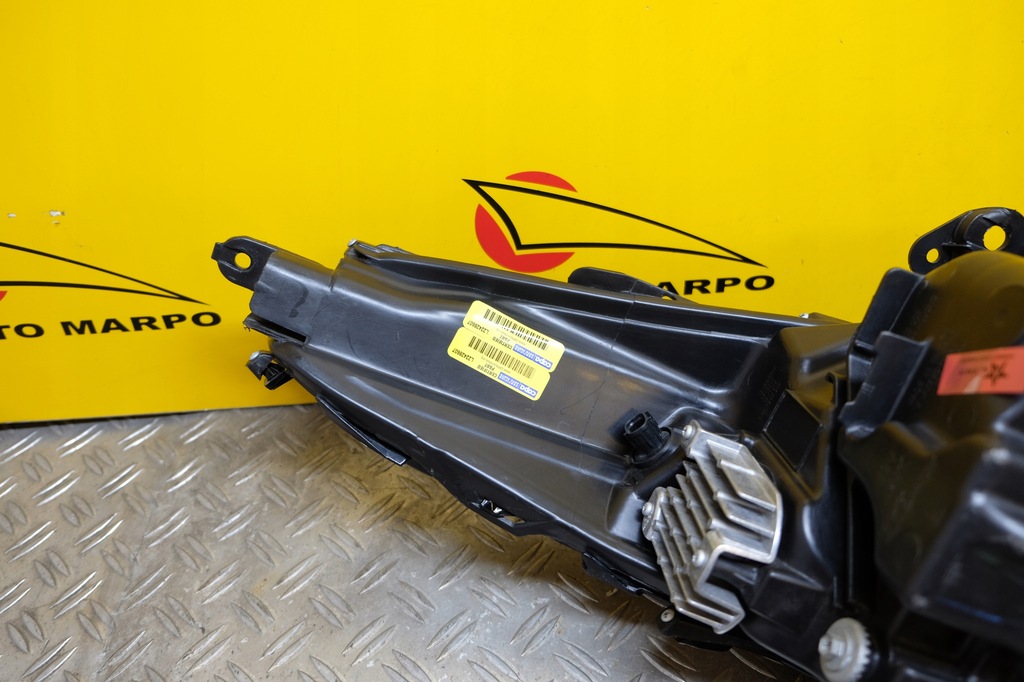 фото №12, Toyota highlander 2019- фара лампа левая full led usa