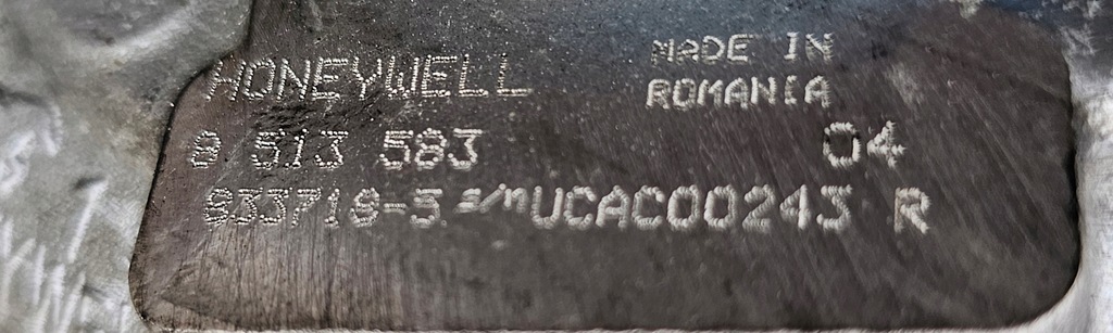 фото №8, Bmw x1 f48 x2 f39 2.5dx турбонагнетатель малый большая 8513583 8513585