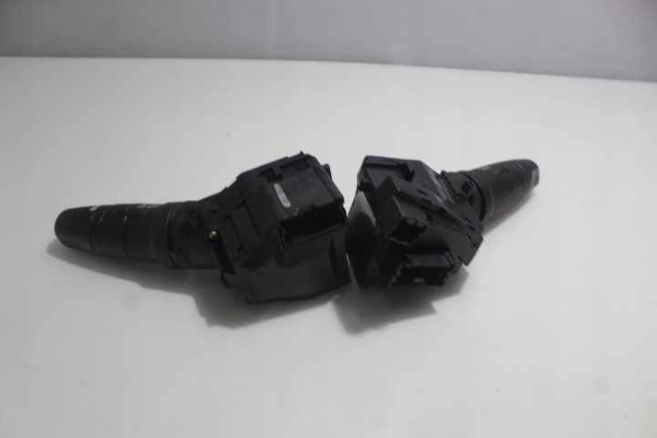 фото №1, Переключатель комбинированный света primera p12 1.8