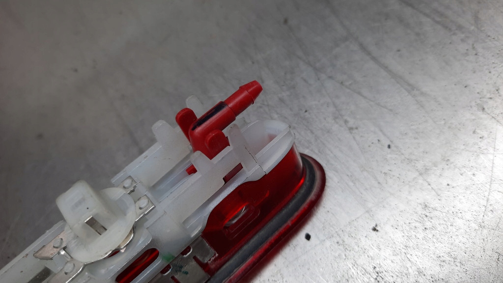 Третье  фонарь  стоп стоп-сигнал citroen jumpy 3 peugeot expert 3 16- с Разборки