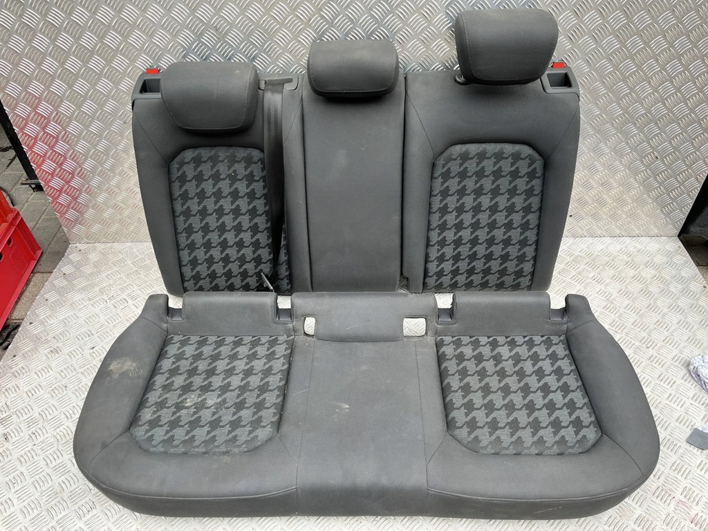 фото №1, Заднє сидіння задня audi a3 8v 12- sportback