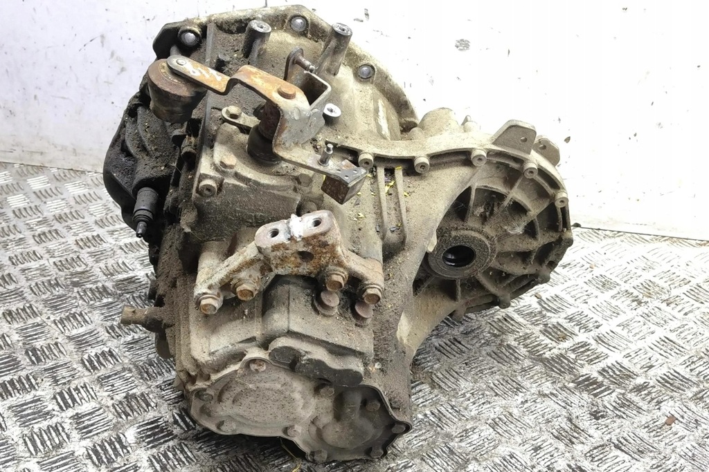 фото №8, Коробка передач передач chrysler pt cruiser pt_ p04668909ad 2.2l дизель 2002