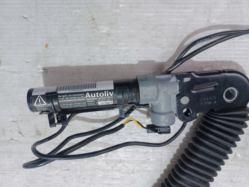 Клипса поперечина безопасности натяжитель правая  перед mini cooper r56 610183700 в Украине