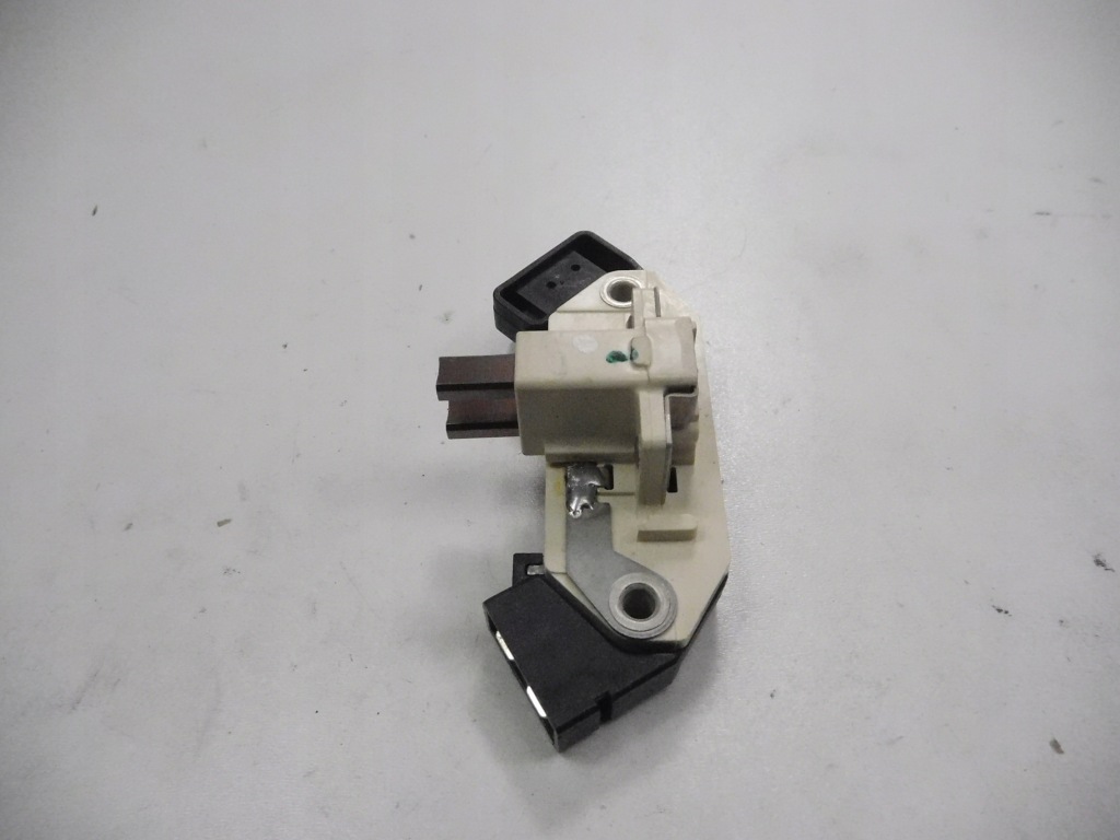 Регулятор генератора renault 5 clio 1 7701033525 Оригинал