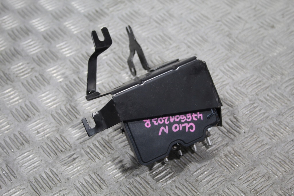 фото №1, Насос abs clio iv 4 476601203r