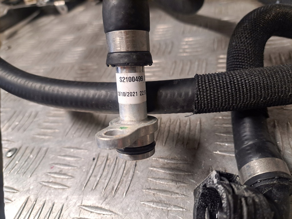 фото №9, Bmw 8 m850ix g16 провода шланги wody 2100499