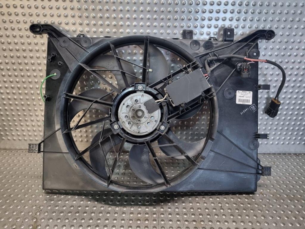 фото №1, Вентилятор радиатора 8649675 volvo s60 s80 v70 2000-2009