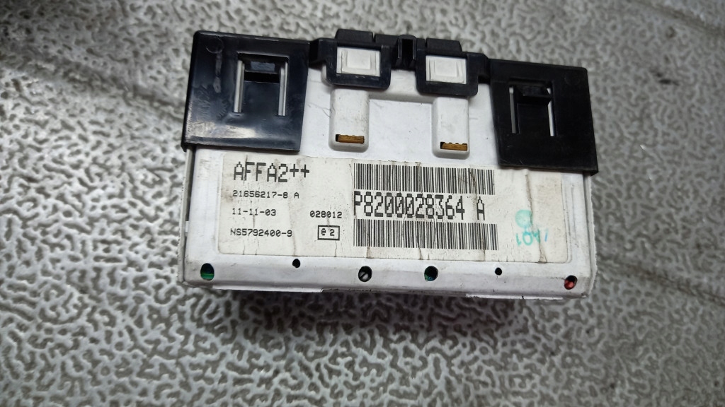 фото №2, Дисплей renault clio ii 03r 1.5dci 8200028364a