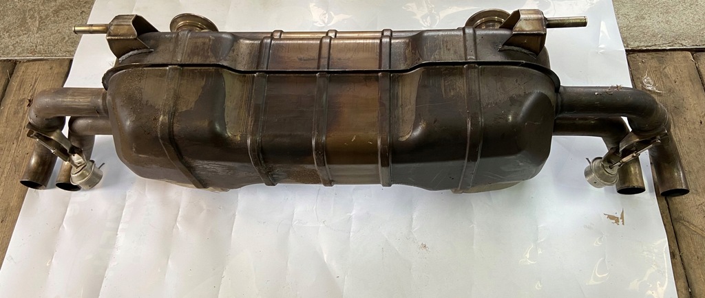 фото №1, Гасник вихлоп audi r8 4s 5.2 fsi 420251609