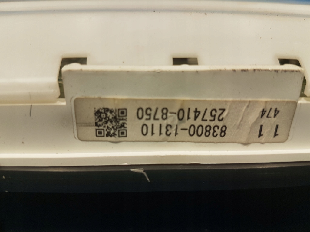 фото №9, Toyota corolla i verso 1.6 счетчик 83800-13110