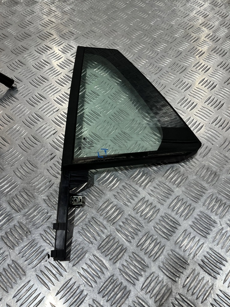 фото №2, Стекло дверь задняя левая skoda scala 19-