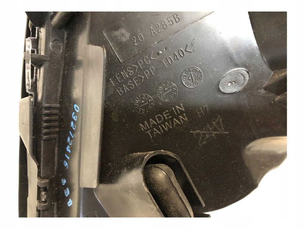 фото №8, Opel vectra c 01-05 signum 03-05 фара лампа перед передняя правая tyc