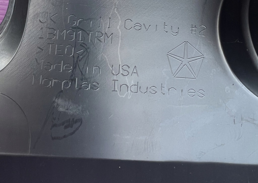 фото №10, Решётка радиатора решётка радиатора бампера перед jeep wrangler