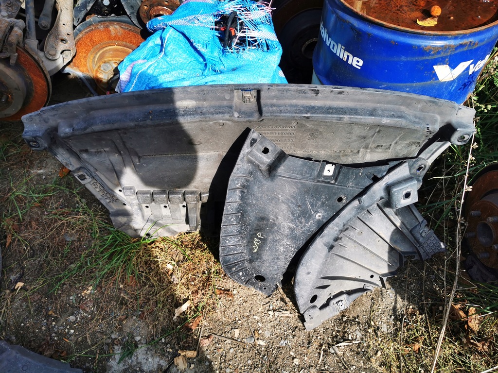 фото №10, Mercedes w 213 amg kompletny перед капот бампер лампа крила kod 197 x