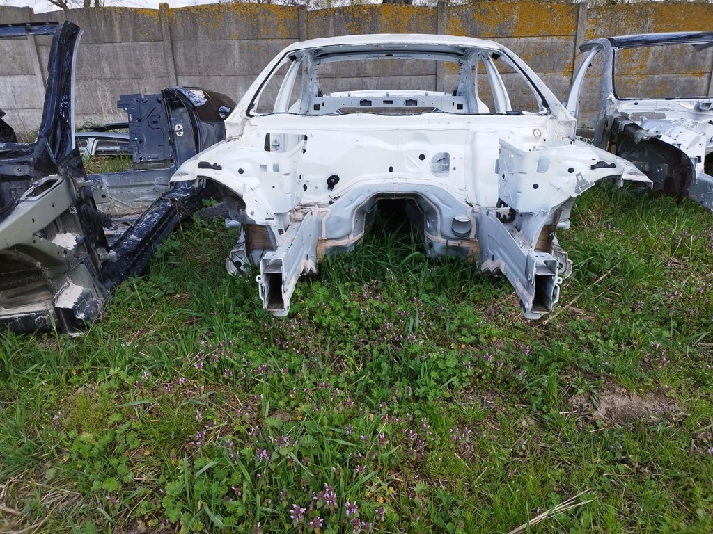 фото №2, Mercedes cls w218 кузов чверть лівий перед ліва передня