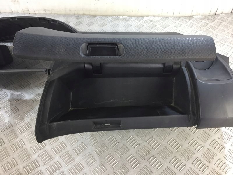 фото №12, Панель приладів приладова панель приладів подушки безпеки toyota yaris ii