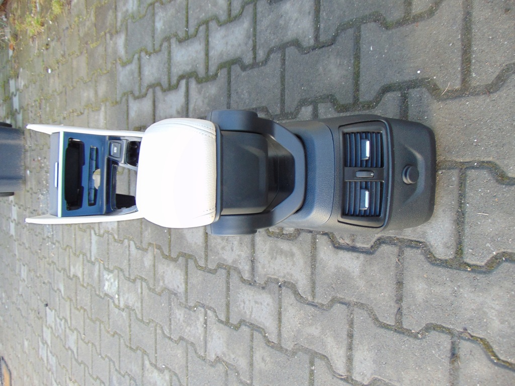 фото №5, Bmw 2 f46 туннель консоль средняя комплект