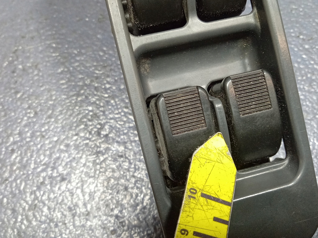 фото №6, Daihatsu gran move 96- панель переключатель окон