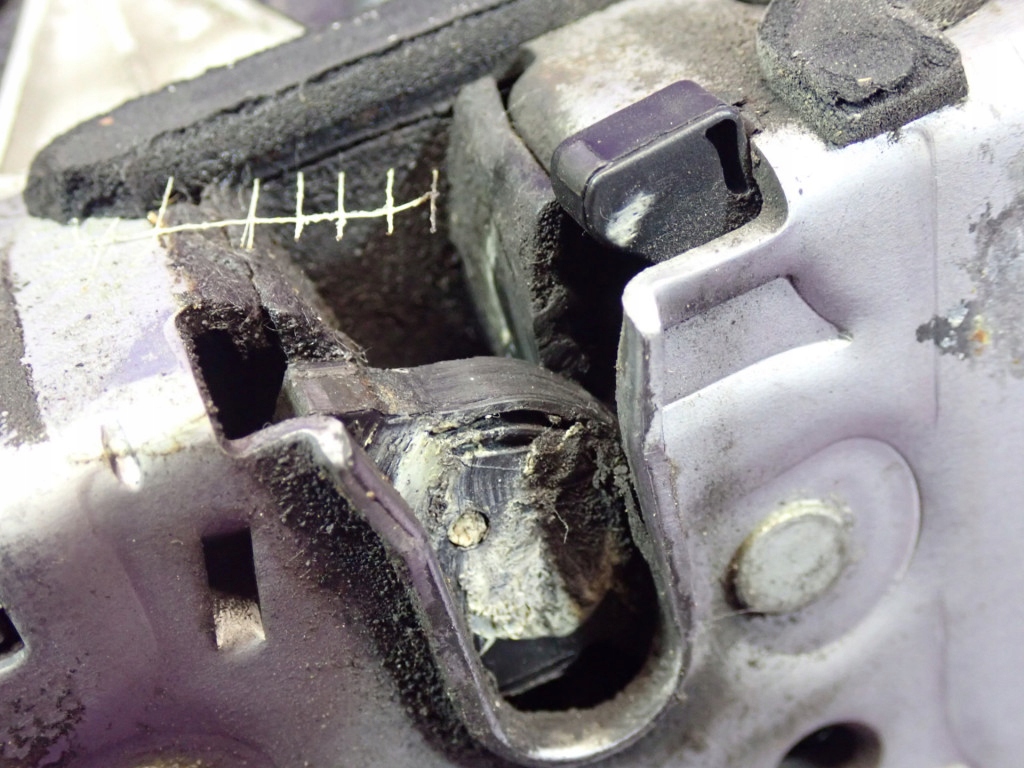 фото №7, Fiat grande punto hb 5d 05-10 замок задняя правый 51797570 6 pin