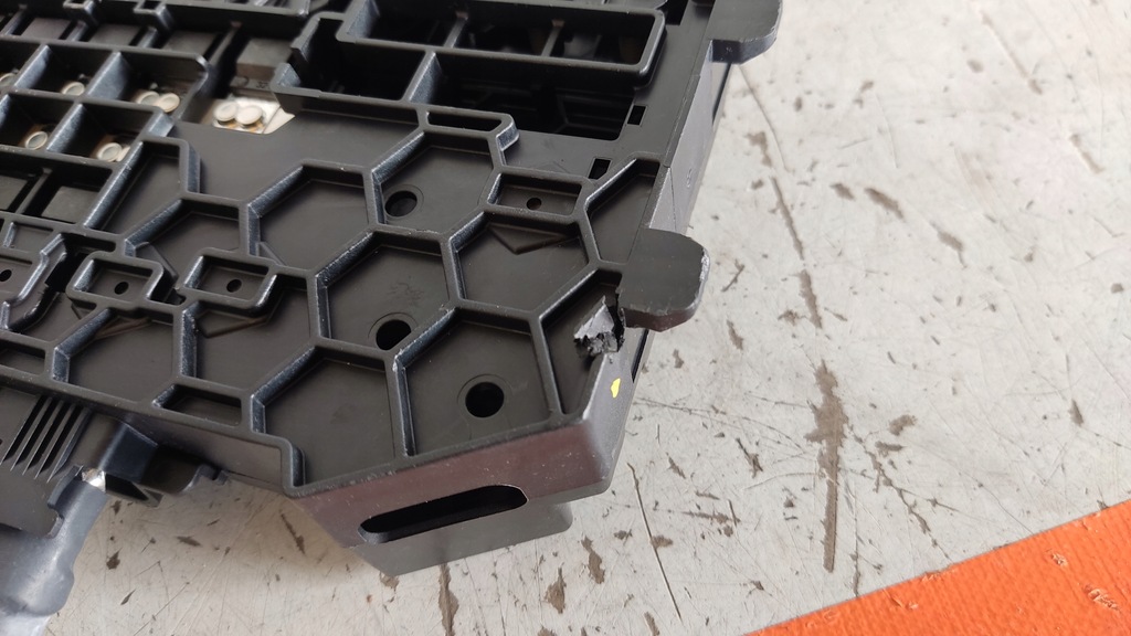 фото №3, Mercedes w205 клемма модуль