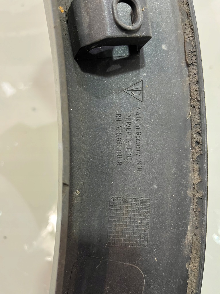 фото №5, Молдинг бампера правий задня cayenne ii 7p5 turbo s 7p5853990b lc9x