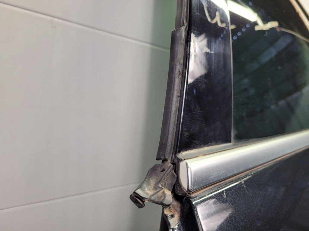 Двері задній ліва сторона alfa romeo stelvio 949 2017 в Україні