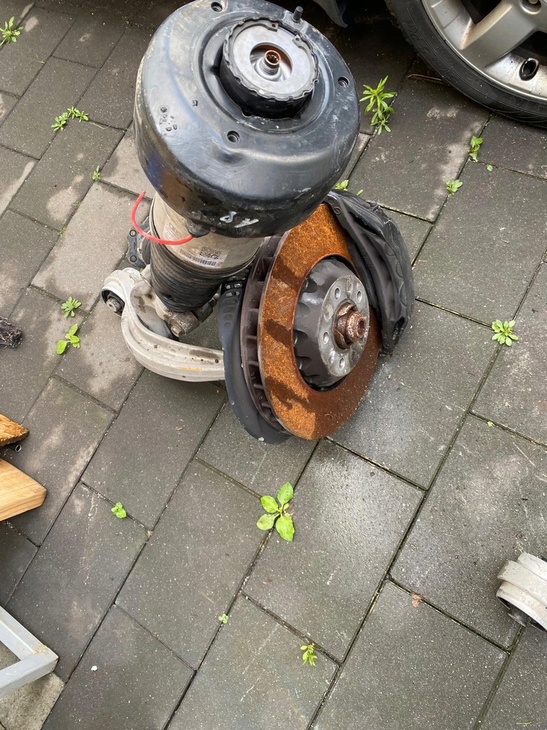 фото №4, Амортизатор поворотний кулак ступиця audi a8 d5 лівий lub правий