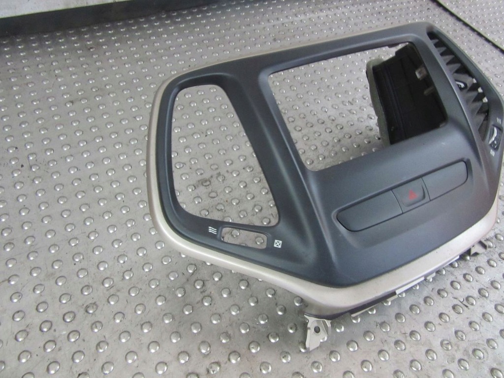 фото №2, Jeep cherokee kl 2017 рамка корпус захист радіо