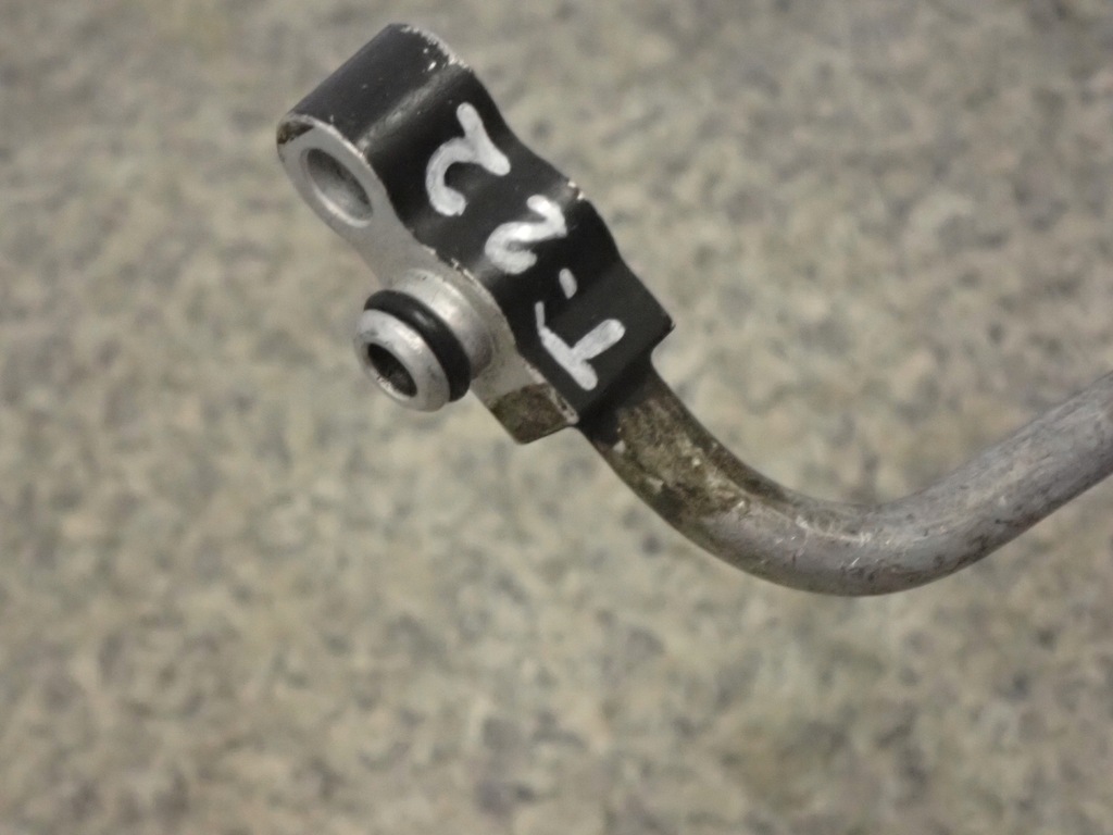 фото №9, Toyota avensis 97-02 t22 шланг кондиционера