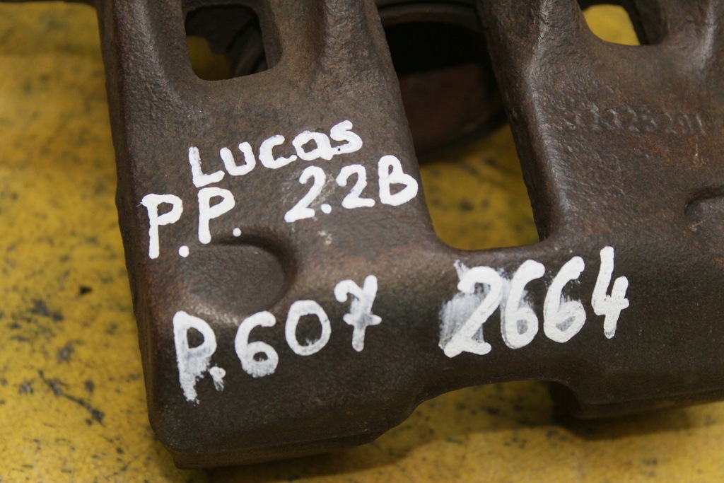 фото №8, Супорт гальмівний правий перед peugeot 607 2.2b