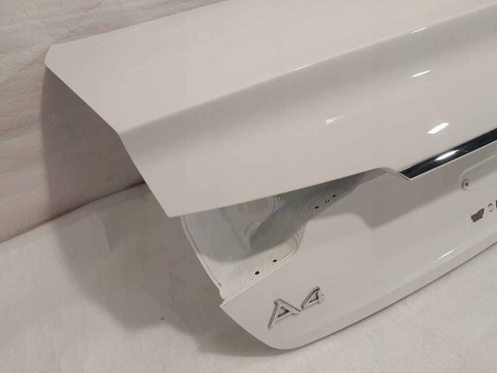 Audi a4 b9 рестайлинг  седан крышка багажника багажника задняя крышка ly9c в Украине