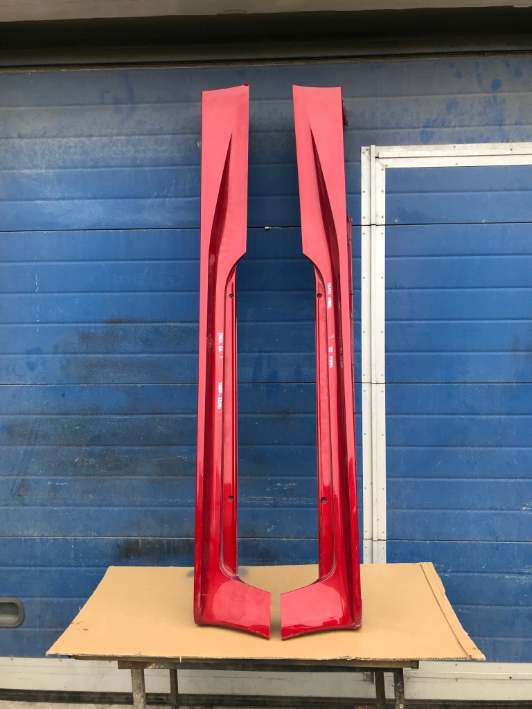 Купить Накладка  накладка порога  toyota yaris iv gr 21-23 правая