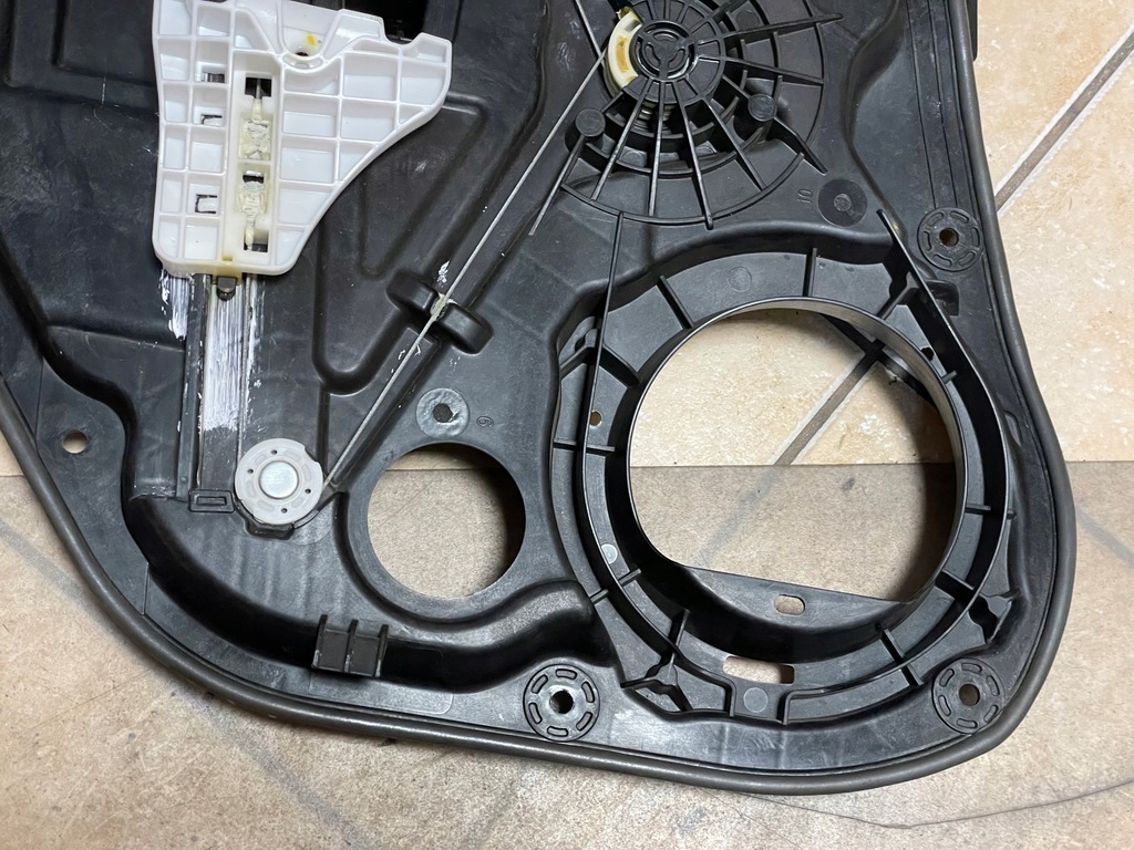 фото №7, Підйомник скло правий задня kia soul ii 14-17