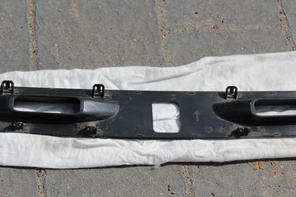 фото №7, Corolla e21 sedan молдинг багажника 76827-02090