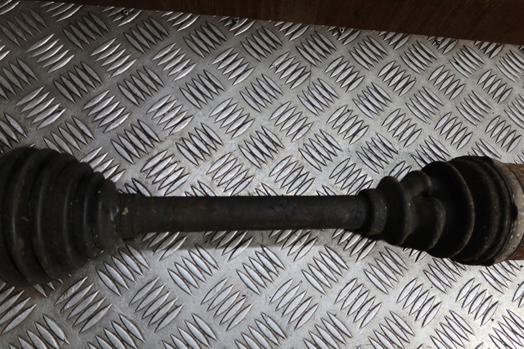 фото №3, Приводной вал правая citroen c5 iii x7 2.2. hdi