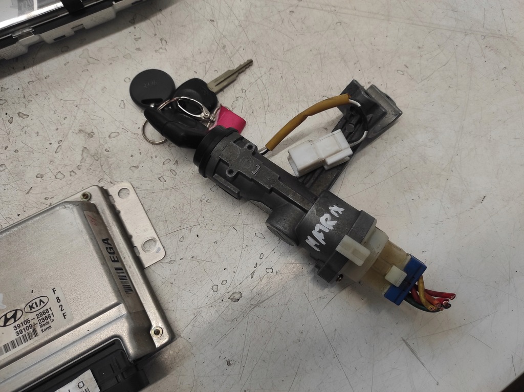 фото №6, Hyundai matrix 01- 1.8 набір стартовий імобілайзер блок керування 39105-23681