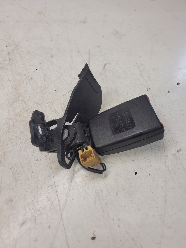 фото №1, Клипса поперечина задняя audi a6 c7 4g0857740b