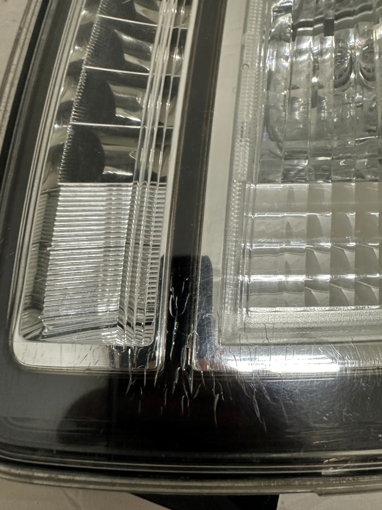 Фара правый  задний  задняя led mazda 5 sport Цена