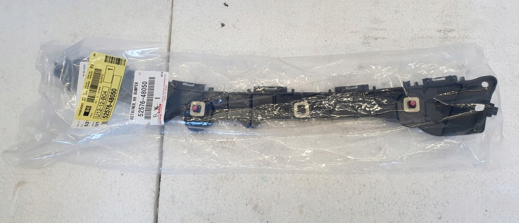 фото №1, Напрямна бампера лівий задня lexus rx iv 15- оригінал новий